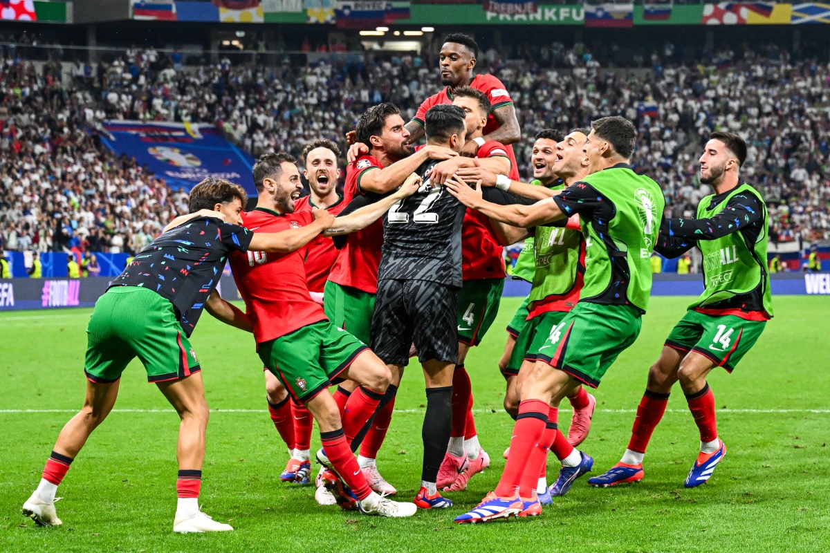 九游游戏旧版本-天下足球十大错失绝杀